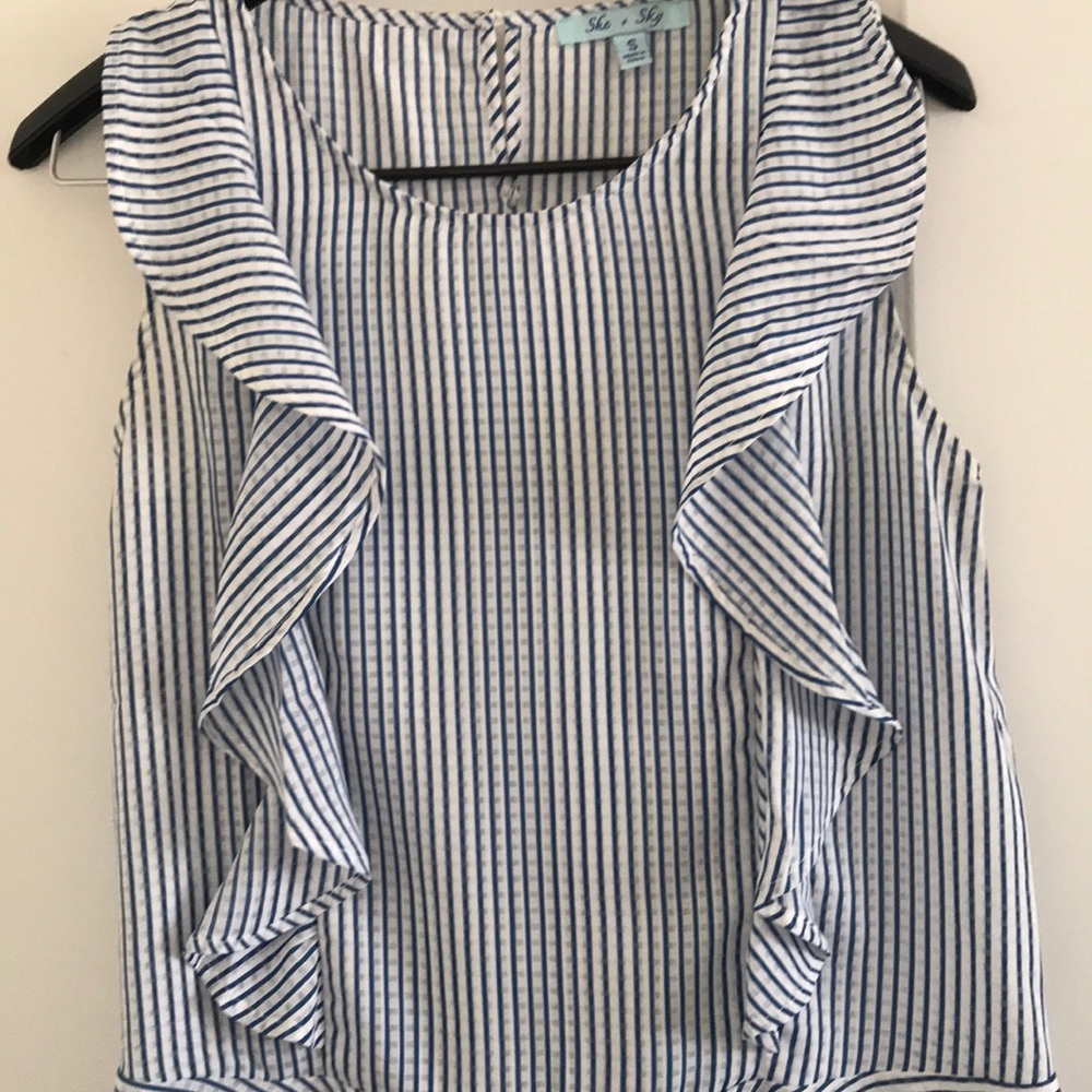 She + Sky Cute Sleeveless Ruffle Top View 6